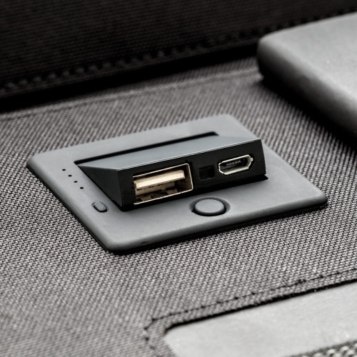 e95cd2d7400458a704718f5a54366f00