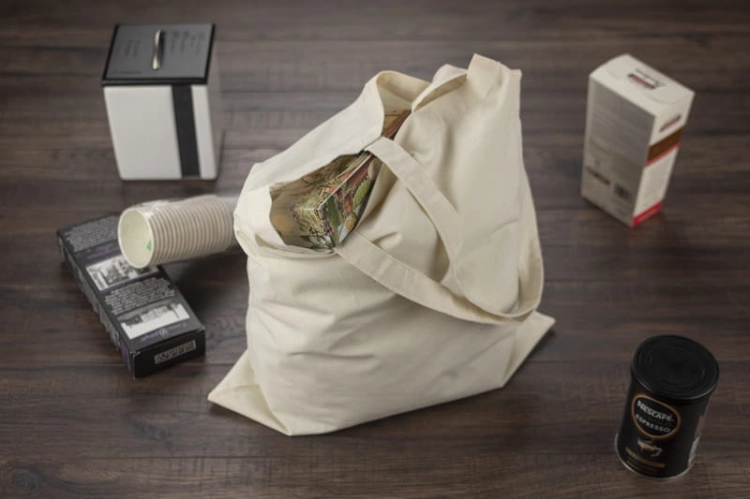 b382d9d3cca9ff44e0370ca406ccb781