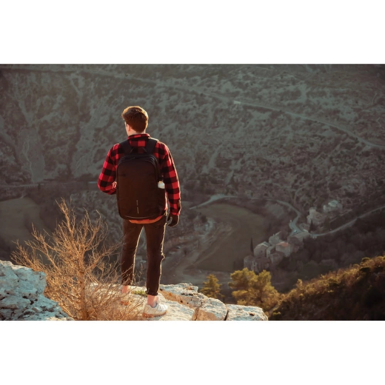 e63b34840537d7531339380d16d9e3f9