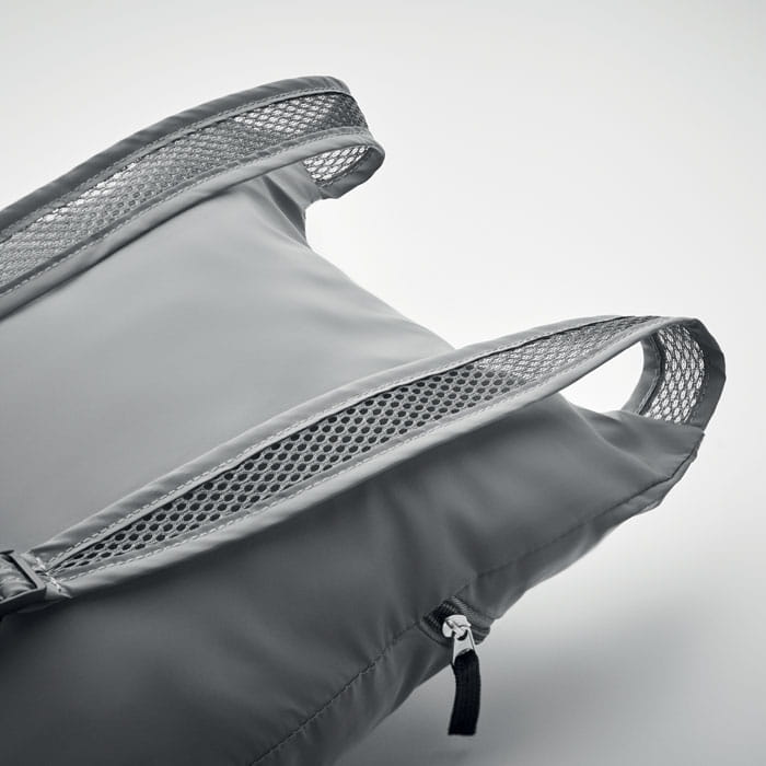 mo6983-16-detail.jpg