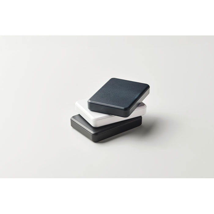 mo2602-06-top
