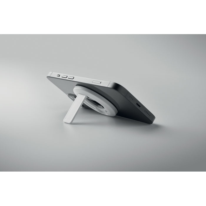 mo2612-06-top