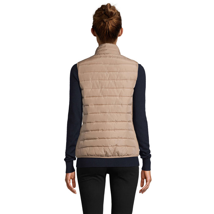s04021-ro-back