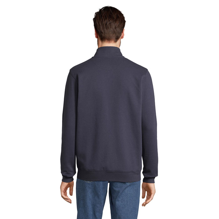 s04240-fn-back