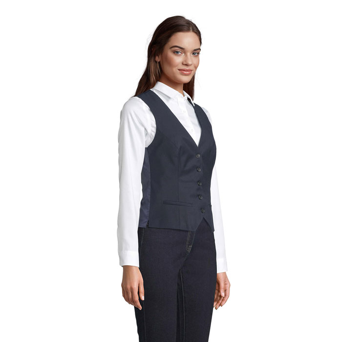 n03167-nh-side