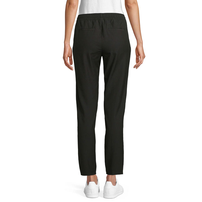 n03779-db-back