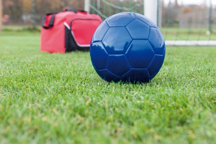 Piłka KICK